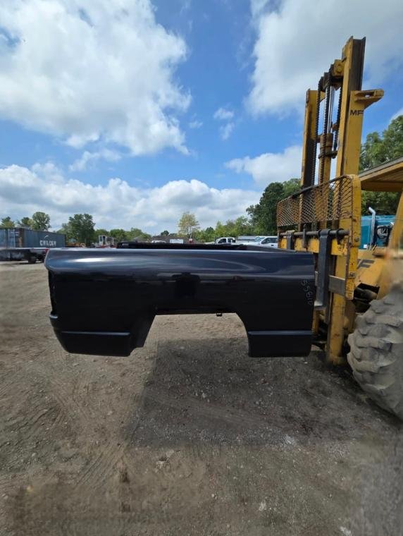 2003-2008 Dodge Ram 1500 2500 3500 3rd Gen 6' 4" Short Truck Bed 2003-2008 Dodge Ram 1500 2500 3500 3rd Gen 6' 4" Short Truck Bed - Image 1