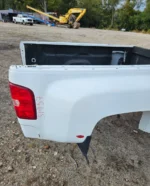 2007-2013 Chevrolet Silverado / GMC Sierra 3500 HD 8' Dually Bed - Image 2